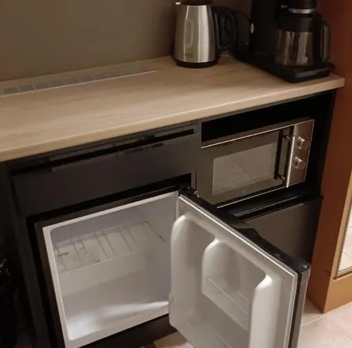 Ellin Pooli 3 * Sastamala